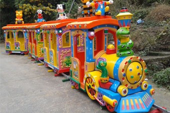 Tren forestal con riel