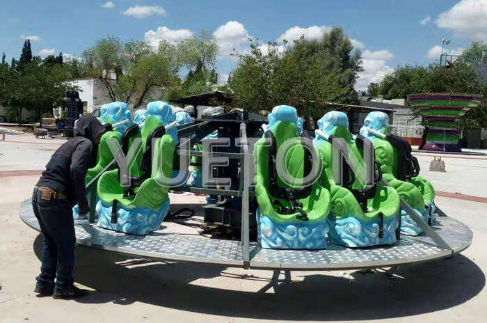 Atracción giroscópica pulpo - Atracciones familiares (foto 4 de 4)
