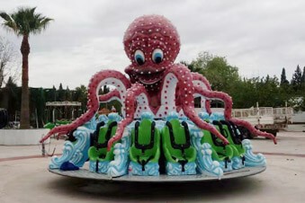 Atracción giroscópica pulpo - Atracciones familiares