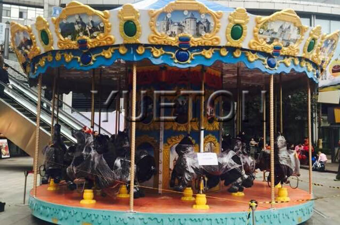 Carousel Horse Ride013