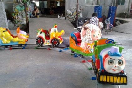 8-shape Kids Ship Train