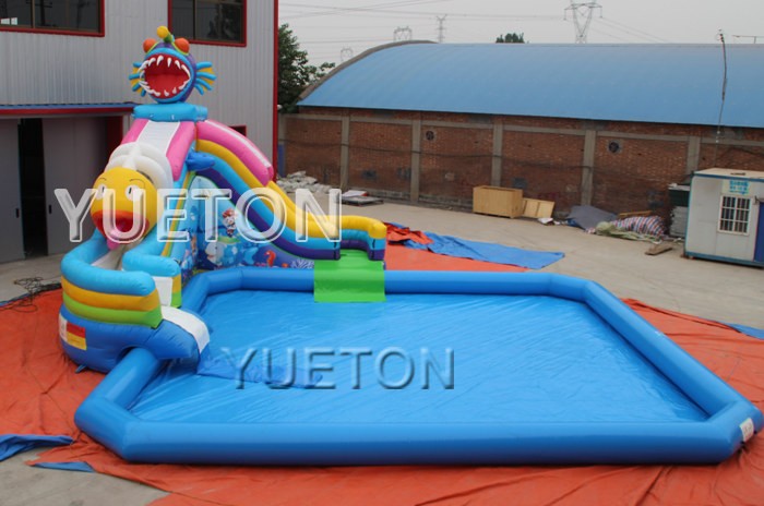 Piranha Inflatable water slide with pool