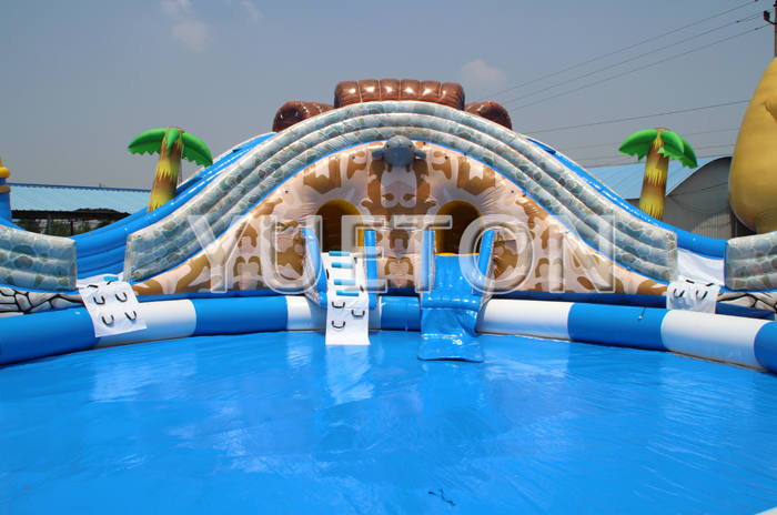 Jungle Adventure Bear Inflatable water slide with pool