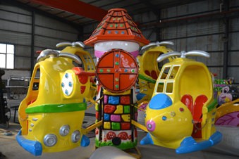 Avión de Ojos Grandes de Nuevo - Atracciones familiares
