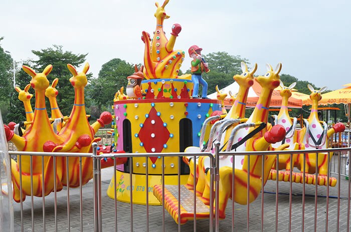 Atracción salto canguro - Atracciones familiares