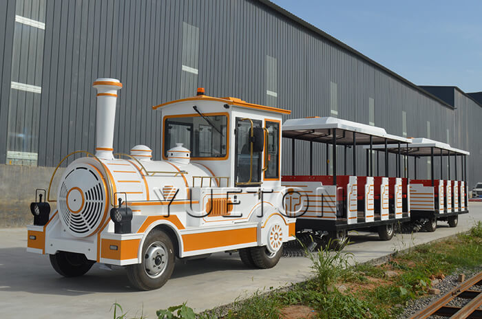 Tren sin rieles tipo carretera - Trenes de atracciones