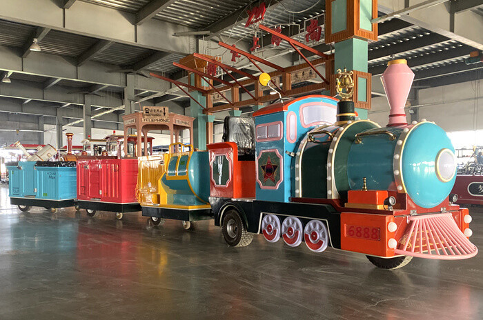 New Design Trackless Train