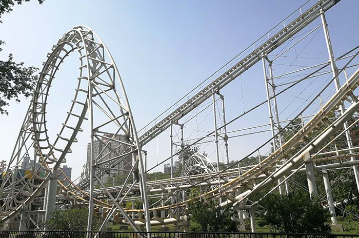 Montaña rusa de un solo lazo