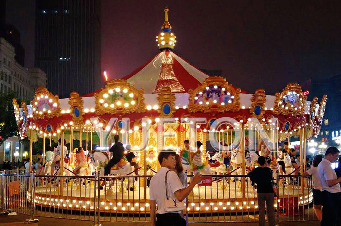 Luxury Carousel Horse Ride030