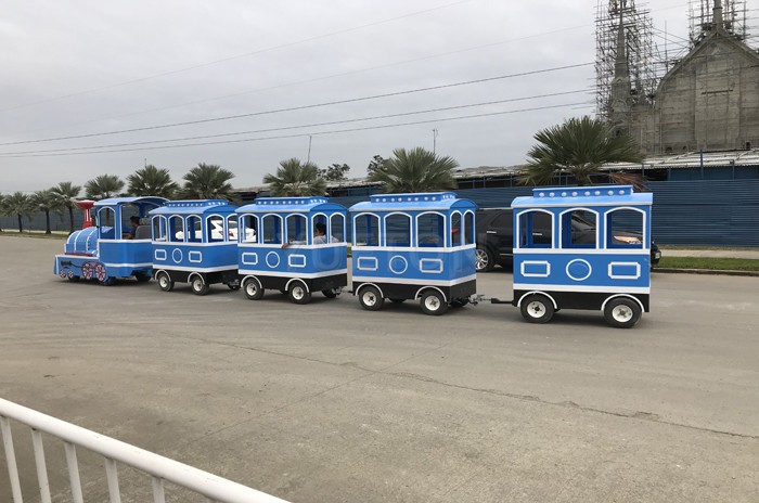 Trackless Train（blue white)