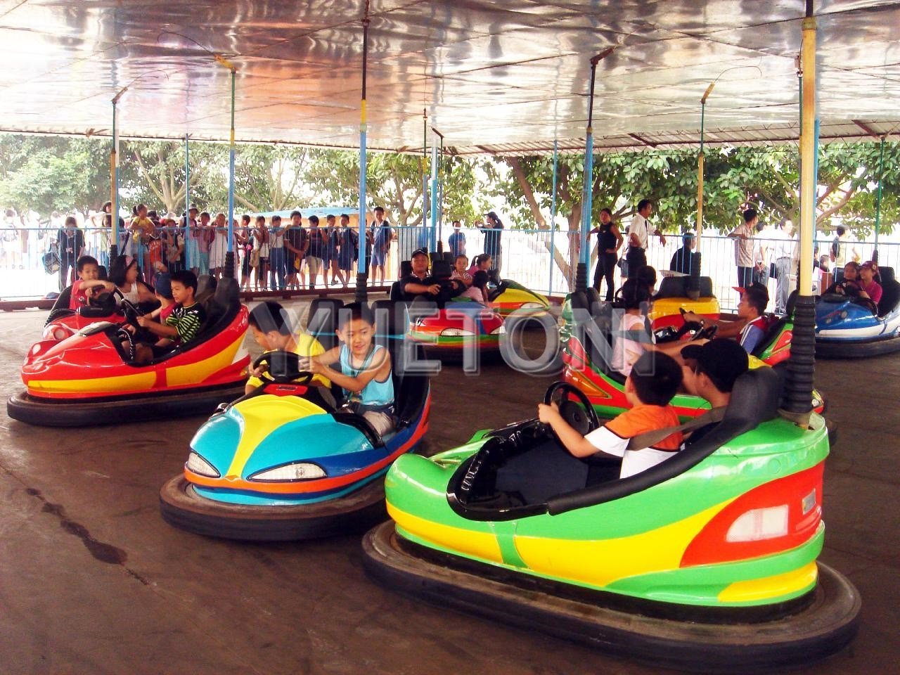 Coche choque Yueton