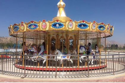 Carousel Horse Ride024