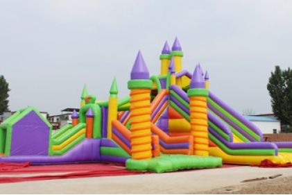 Inflatable Obstacle Game