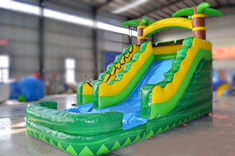Tobogán inflable de agua