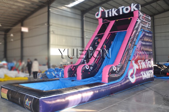 Inflatable Water Slide