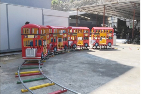 New Model Hot Sale Kids Bus Track Train