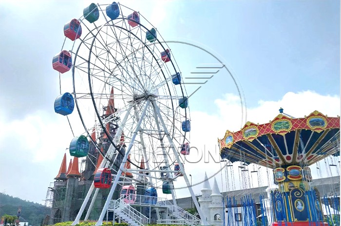 Noria de 30 m de altura - Atracciones principales (foto 4 de 4)