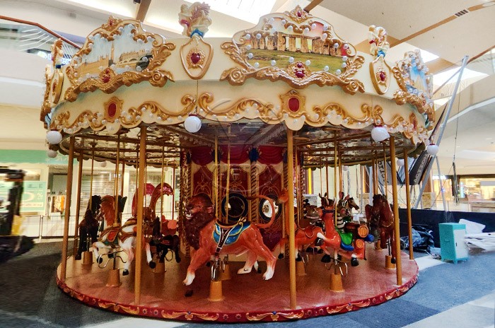 24 seats Luxurious carousel029